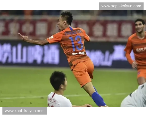 橙红与深绿的碰撞：鲁能vs河南，不只是足球，更是情怀的巅峰对话